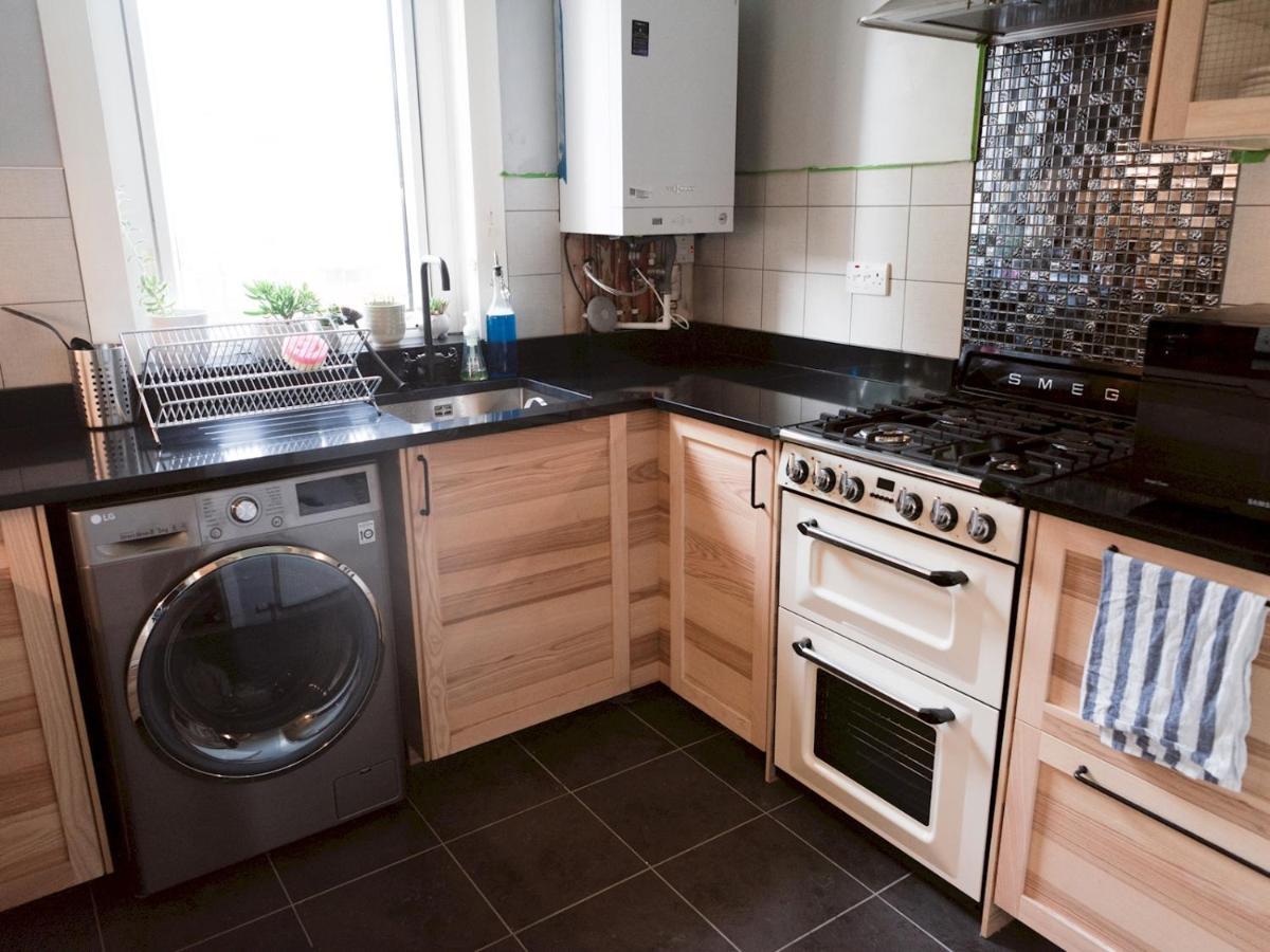 Pass The Keys Cozy Two Bed Flat Near Glasgow Airport & Paisley Exteriér fotografie