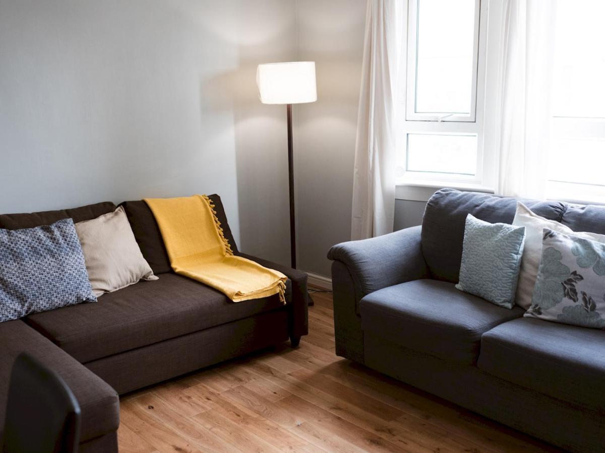 Pass The Keys Cozy Two Bed Flat Near Glasgow Airport & Paisley Exteriér fotografie