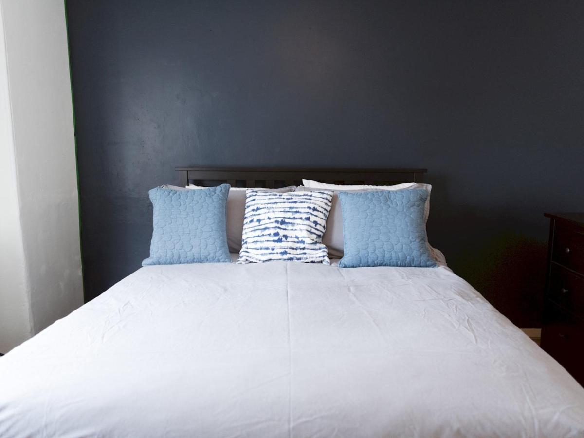 Pass The Keys Cozy Two Bed Flat Near Glasgow Airport & Paisley Exteriér fotografie
