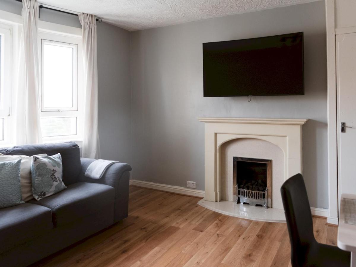 Pass The Keys Cozy Two Bed Flat Near Glasgow Airport & Paisley Exteriér fotografie